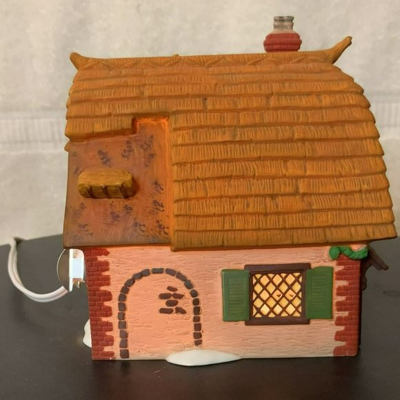 Dept 56 Cobb Cottage Dickens Village Lighted Christmas Building - 1994 - Picture 8 of 12